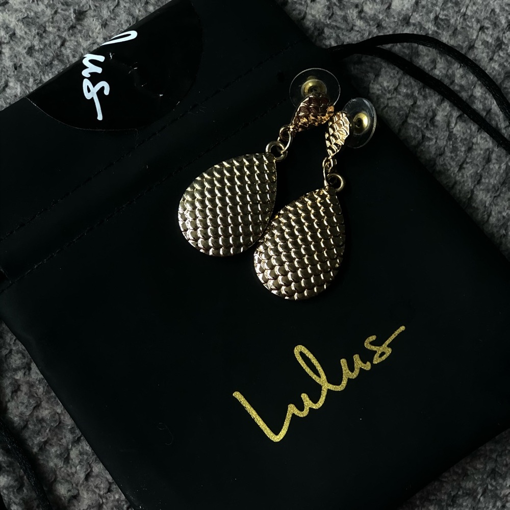 Gold earrings